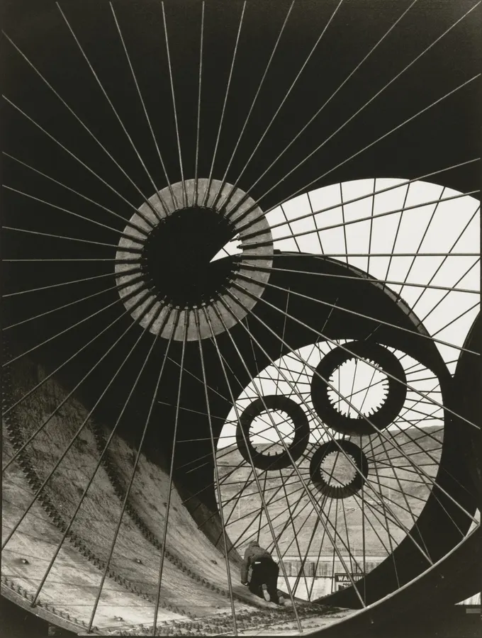 Margaret Bourke-White’s Monumental Geometry in Wind Tunnel