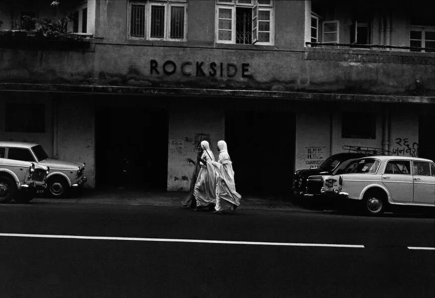 Jain Nuns: Ketaki Sheth’s Street Stage of Grace and Atmosphere