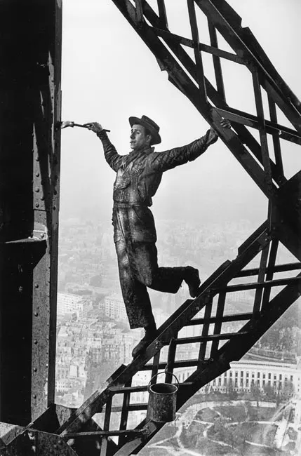 Marc Riboud’s graceful balance on the Eiffel Tower