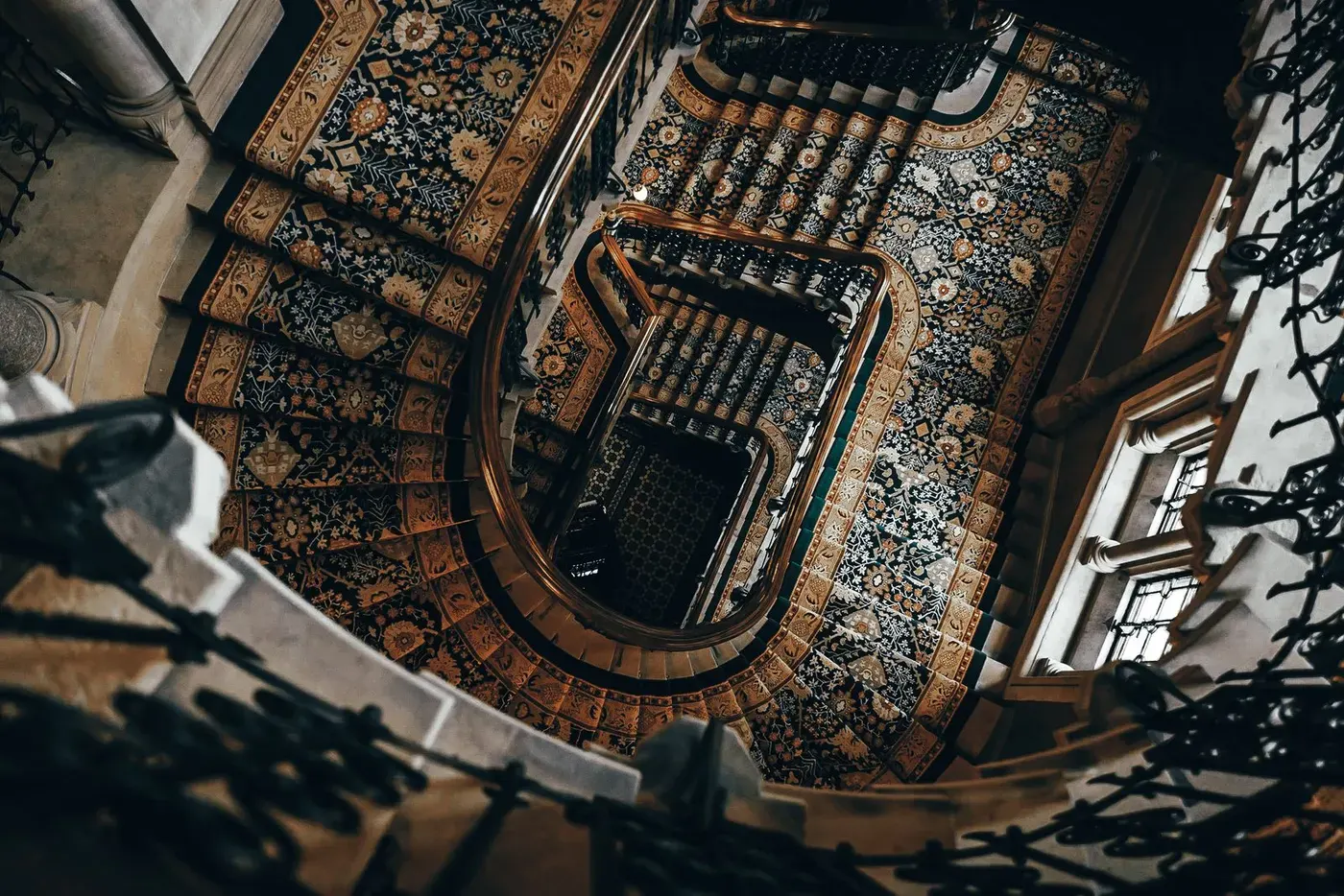 Five Composition Mistakes That Keep Your Photos From Getting Better